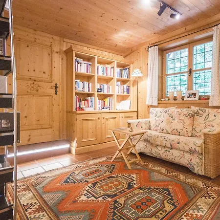 4br Chalet In Viehofen- If You Want To Book, Please Contact On Wh-ats-app - 0034-635-518-216 !!!! Vila *